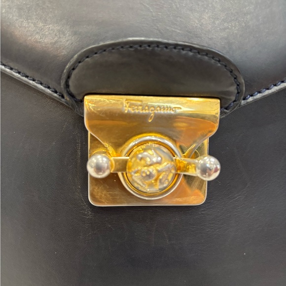 Vintage Ferragamo Black Gancini Top Handle Bag Structured Leather Crossbody - Picture 2 of 10